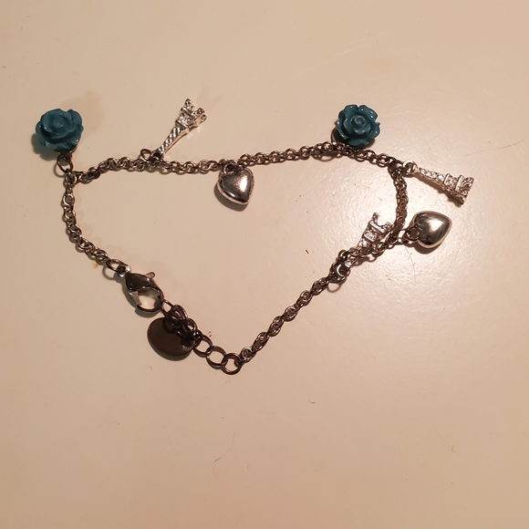 Necklace/choker/bracelet pack!! - Picture 3 of 9